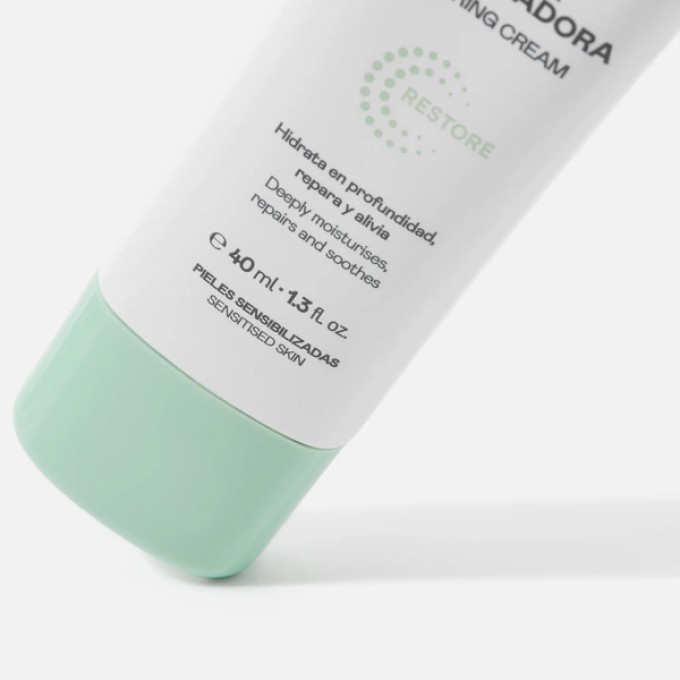 Увлажняющий крем Martiderm Acniover Restore Crema Restauradora для проблемной обезвоженной кожи 40 мл